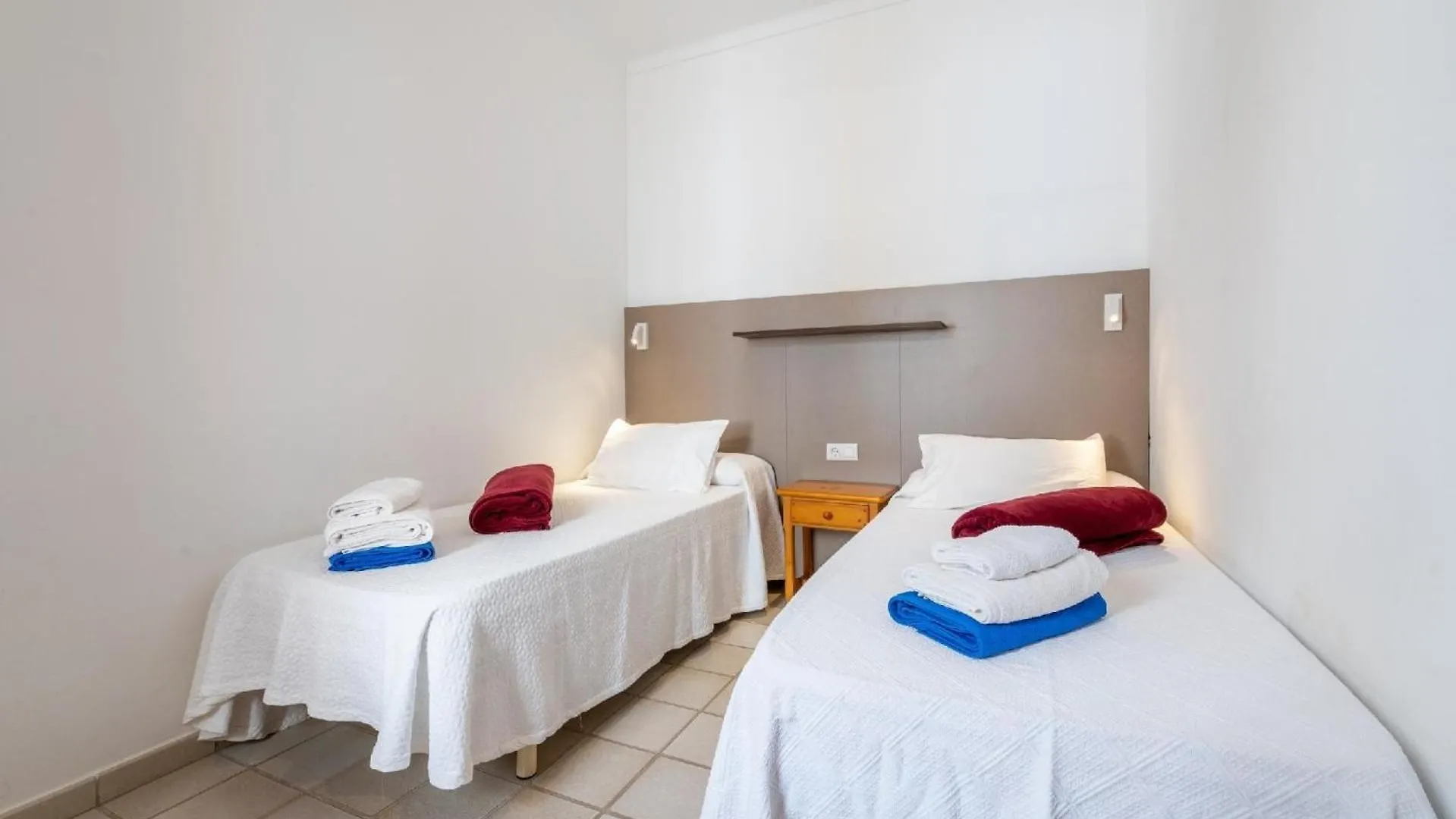 Ferienhaus Fuer 4 Personen Ca 150 Qm In Portocolom, Mallorca Suedostkueste Von Mallorca 푸에르토 콜롬